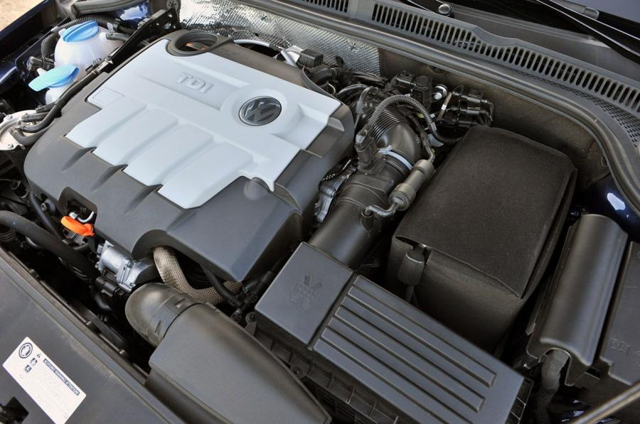 Volkswagen Jetta TDi 2011 года  (фото 40 из 120)